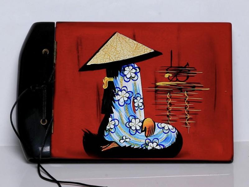 Album 25x35 Cô Gái Đỏ