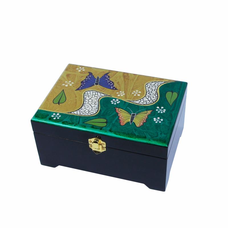 Hộp nữ trang có chân 15x21 bướm