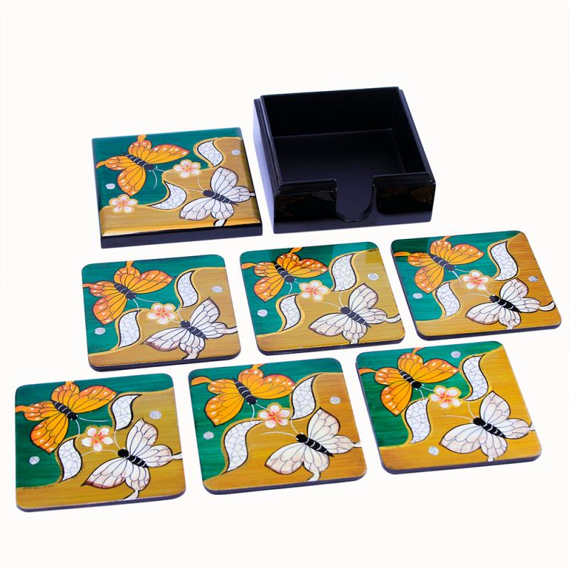Lót cốc bướm
